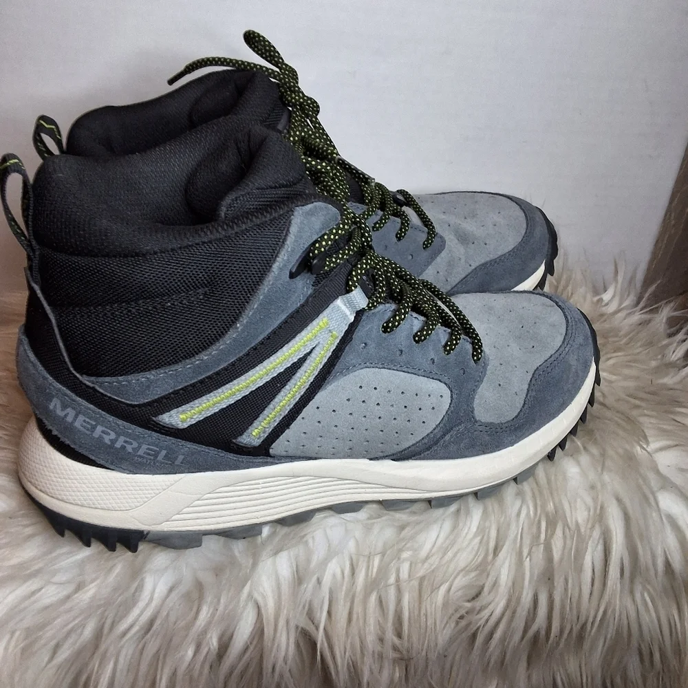 Merrell explore outdoors